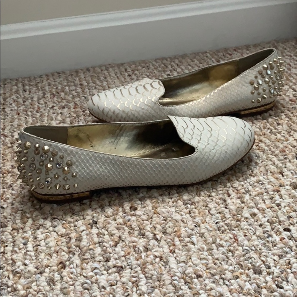 Ivory & gold embellished flats